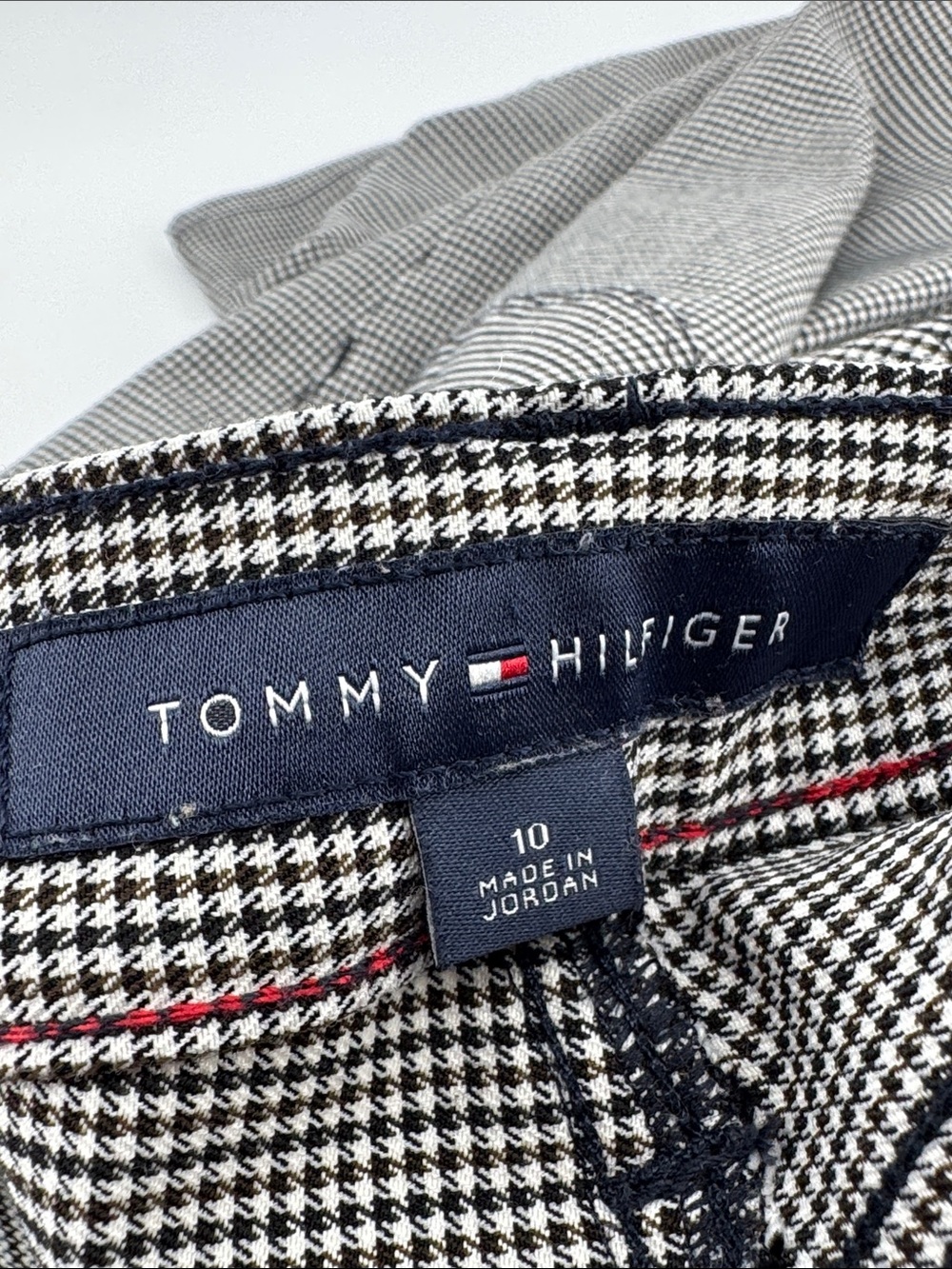 Tommy Hilfiger women's vintage pants feature a small houndstooth pattern Size 10 - Picture 5 of 6